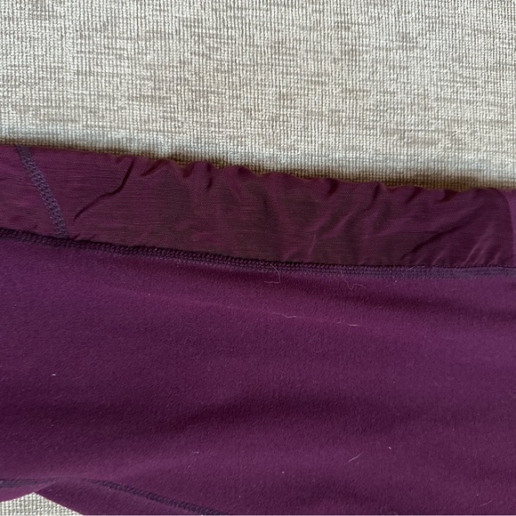 Fabletics Mila pocket 3/4 leggings burgundy maroon women’s cropped mesh XS - Picture 5 of 6